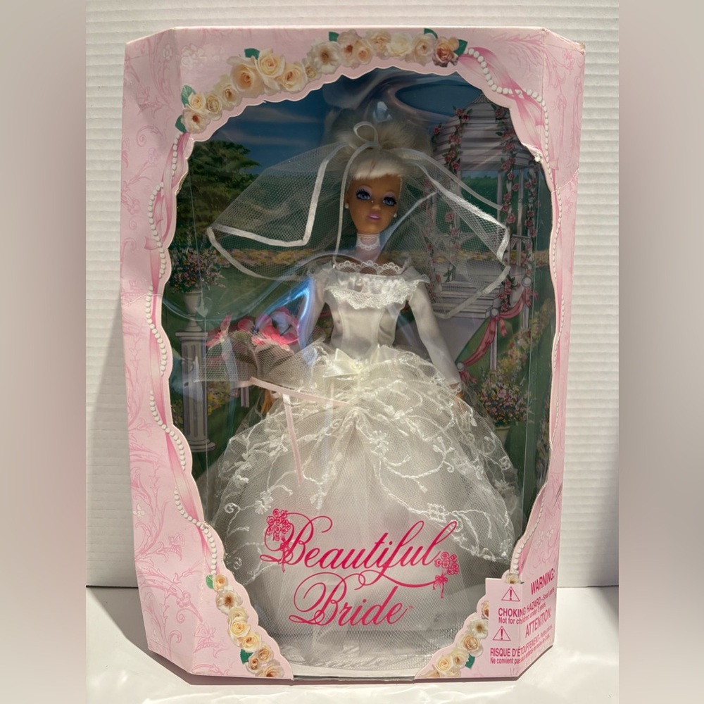 Beautiful Bride w/ Wedding Flower Bouquet Jakks Pacific Doll Rare Collectible